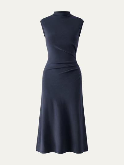 Elegant and flattering long-sleeve turtleneck dress