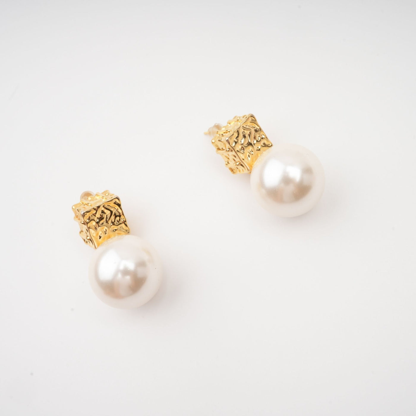 Grace Inci Earrings