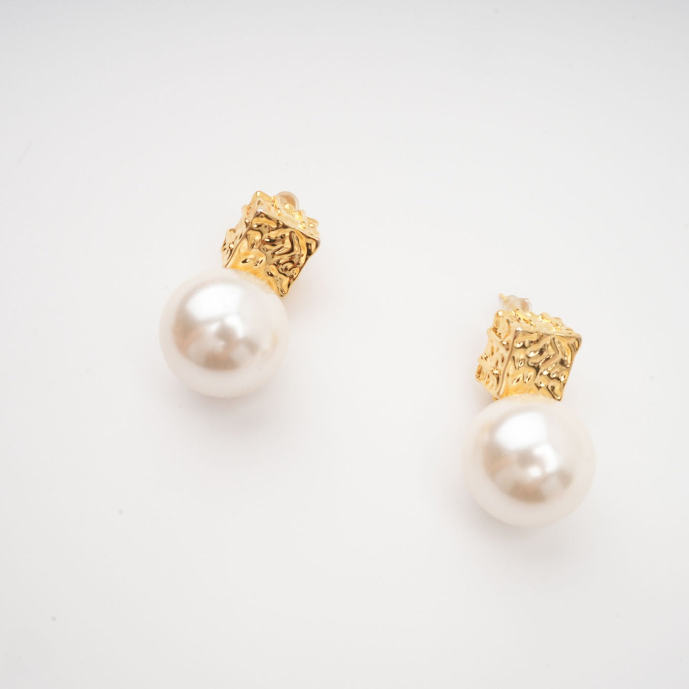 Grace Inci Earrings