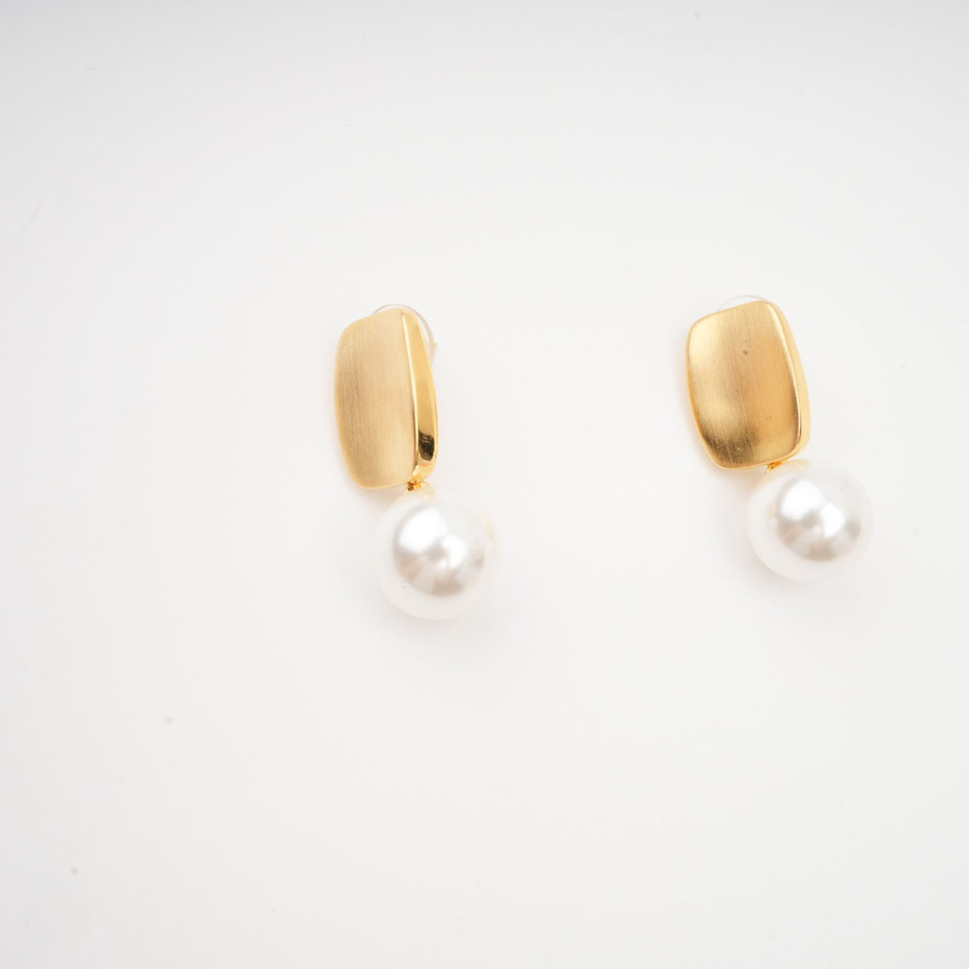 Pauline Incis Earrings