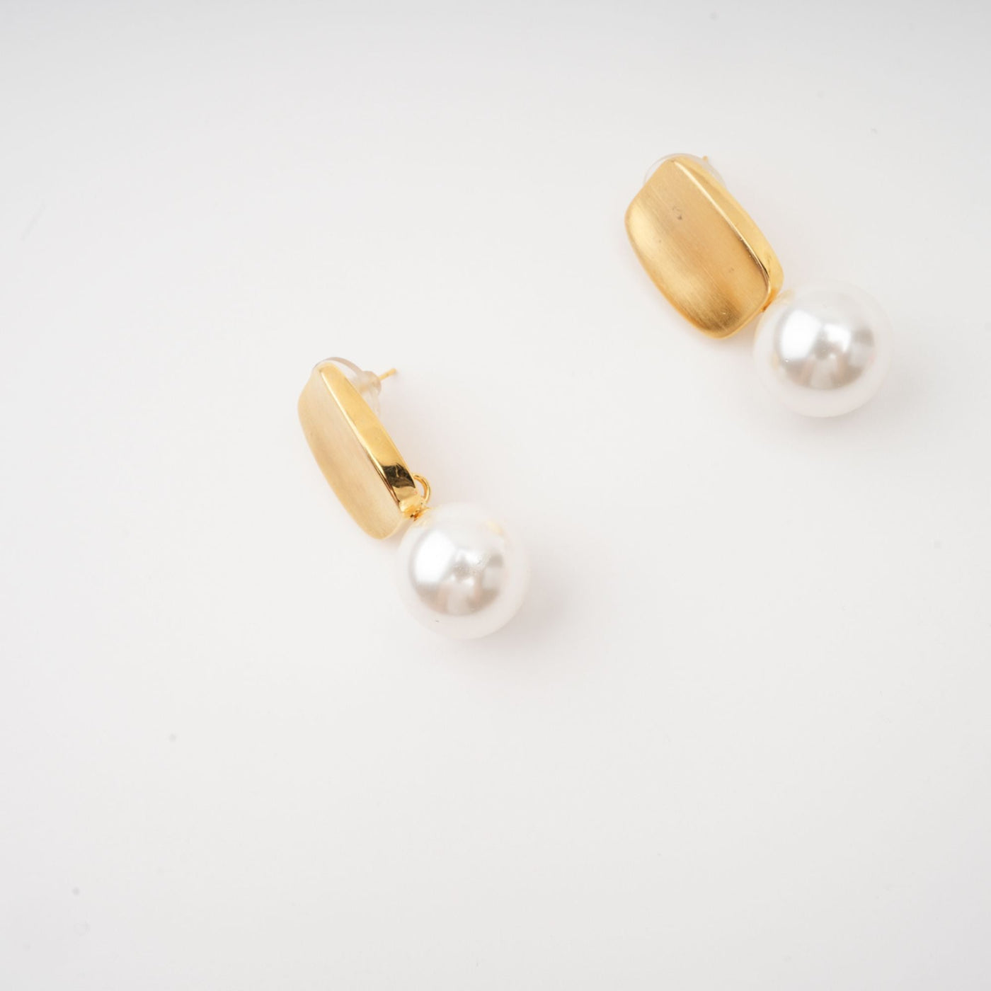 Pauline Incis Earrings