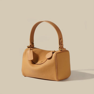 Petite Hobo Luxe Bag | Comfortable and Elegant Look
