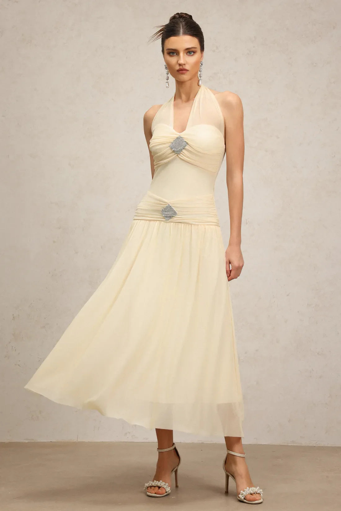 Janiyah Sleeveless Curved Diamond Long Dress