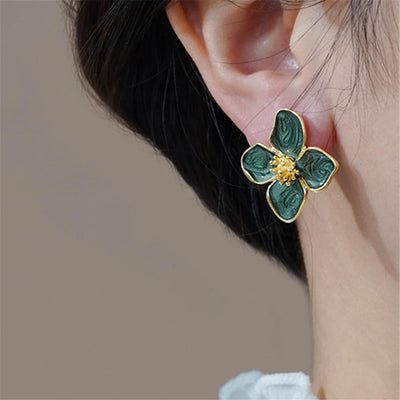 Vintage Flower Earring