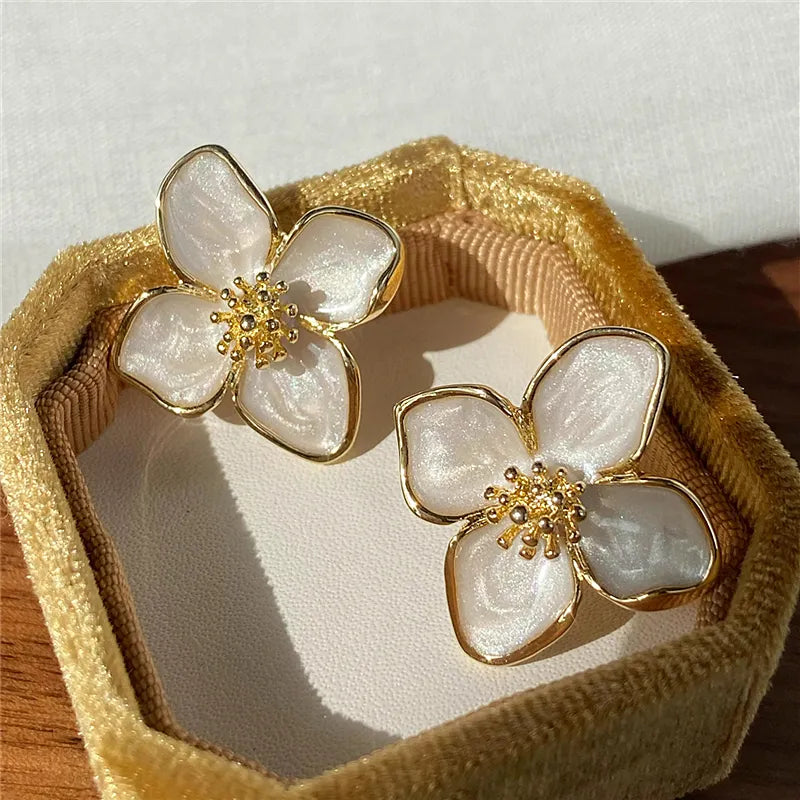 Vintage Flower Earring