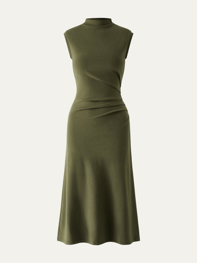 Elegant and flattering long-sleeve turtleneck dress