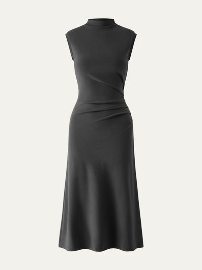 Elegant and flattering long-sleeve turtleneck dress