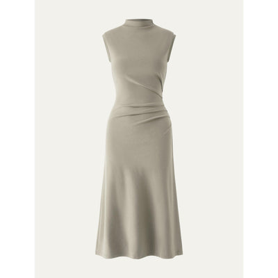 Elegant and flattering long-sleeve turtleneck dress